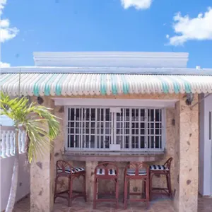 https://luminoso-penthouse-con-jacuzzi-en-santo-domingo.comcaribbean.com